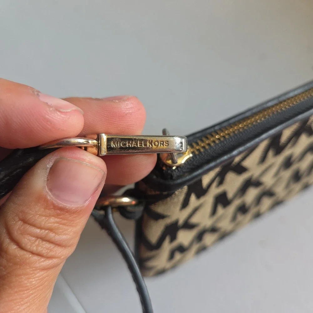 Michael Kors Monogram Brown/Tan Logo Wristlet Wallet Pouch